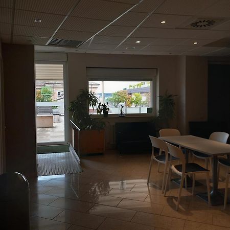 Bnbiz - Coworking Hotel Фйоренцуола-д'Арда Екстер'єр фото