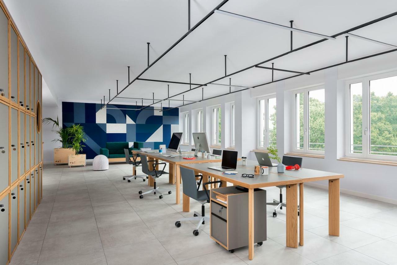 Bnbiz - Coworking Hotel Фйоренцуола-д'Арда Екстер'єр фото